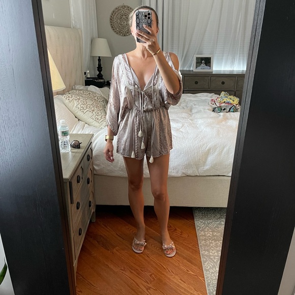 Sage romper caramel nude color silky - Picture 5 of 5